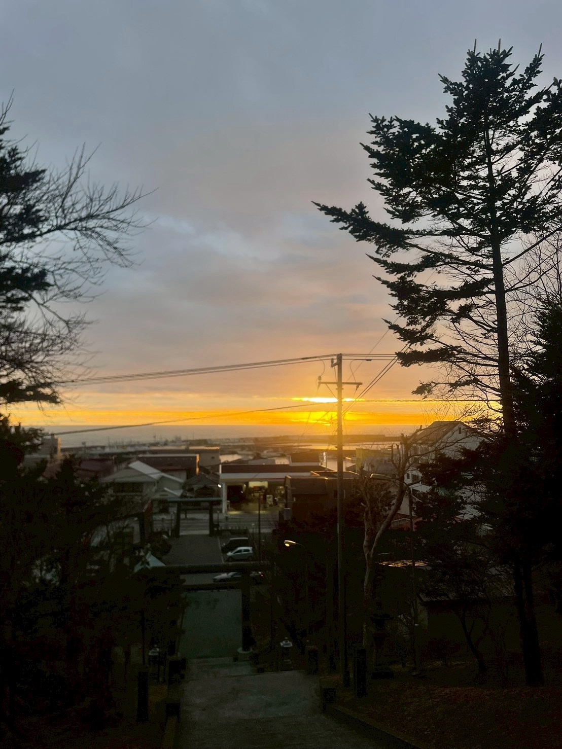 人と自然が混じり合うマチ