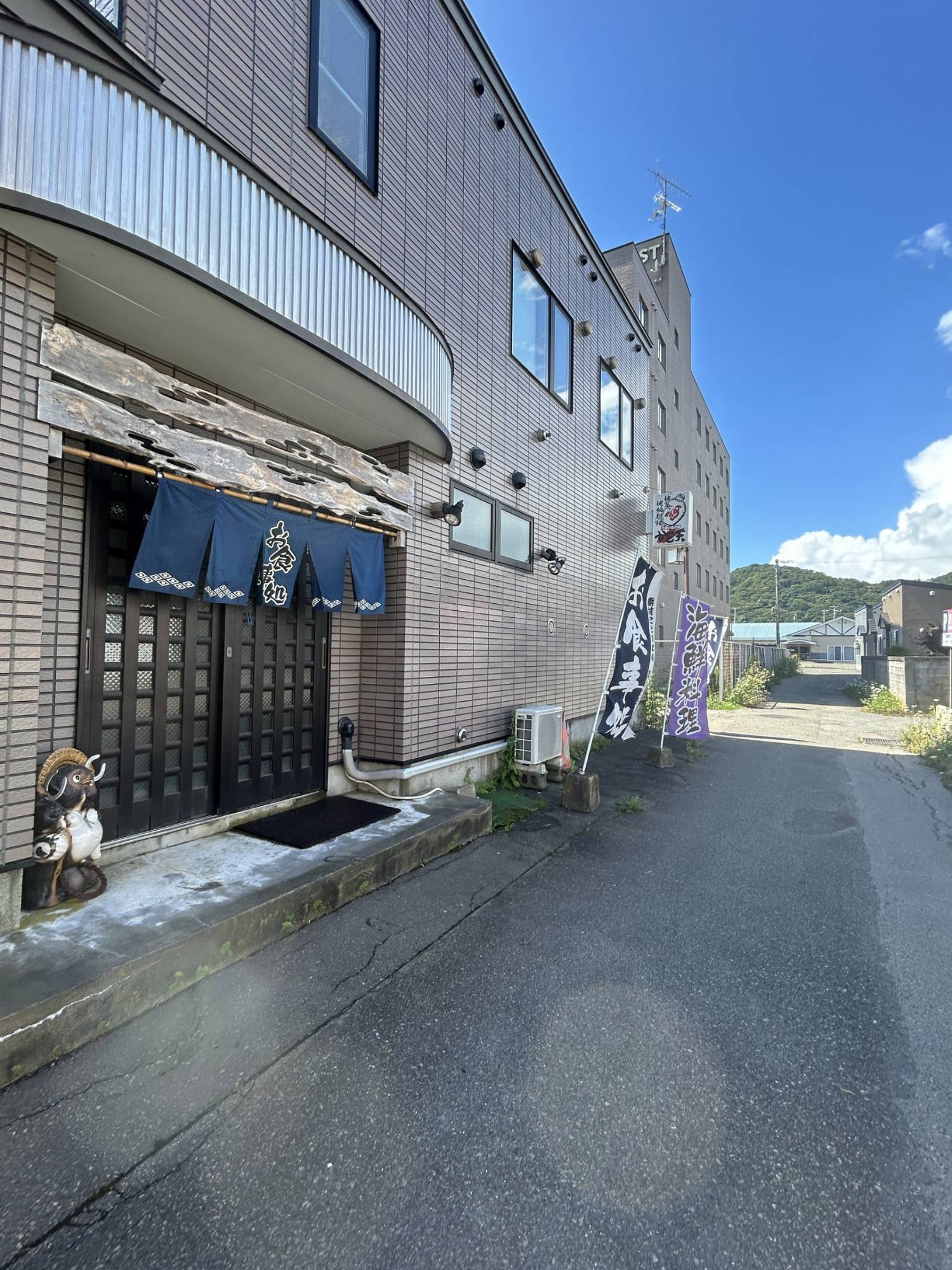 地方を語るのに、地方を知らなかった。東京育ちの僕が浦河で見つけた「減っても豊かな町」